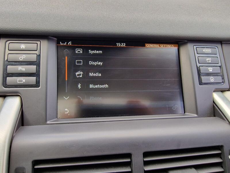 LAND ROVER DISCOVERY SPORT