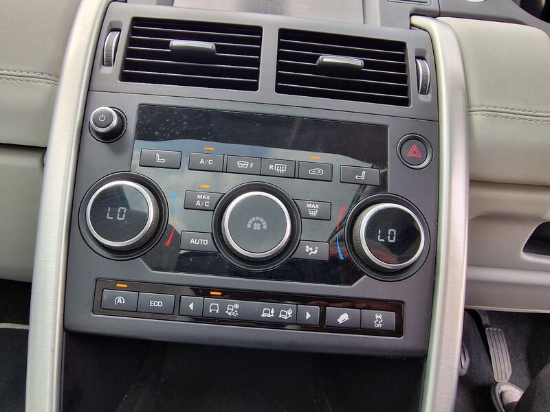 LAND ROVER DISCOVERY SPORT