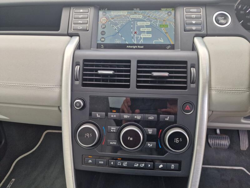 LAND ROVER DISCOVERY SPORT