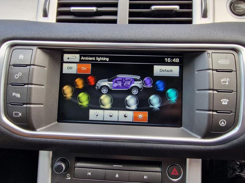 LAND ROVER RANGE ROVER EVOQUE