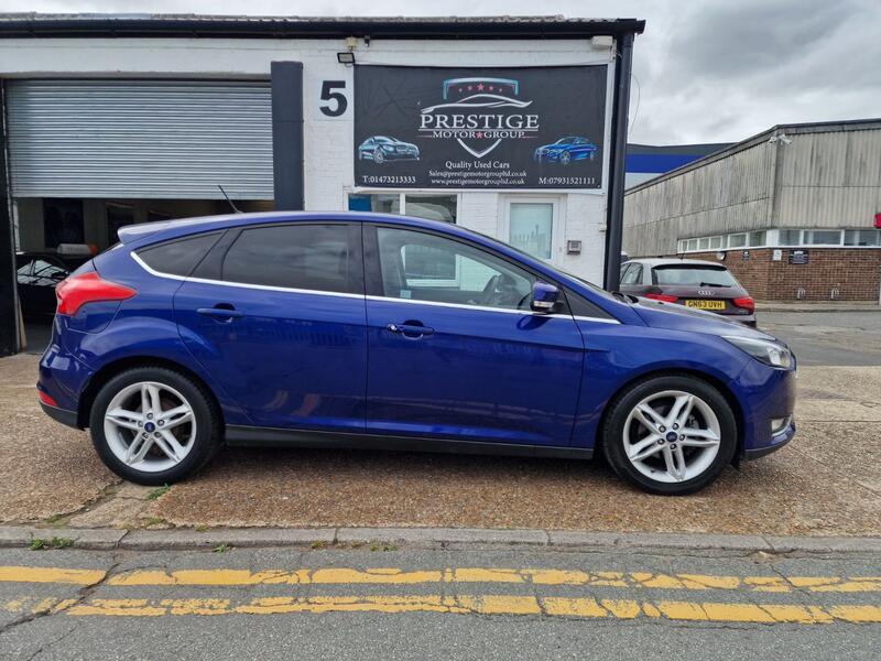 FORD FOCUS