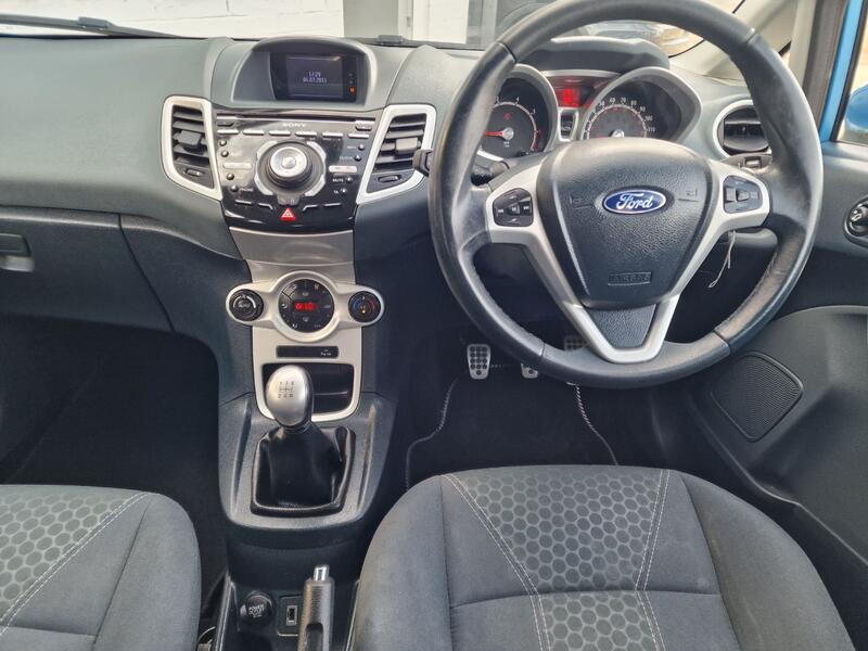 FORD FIESTA