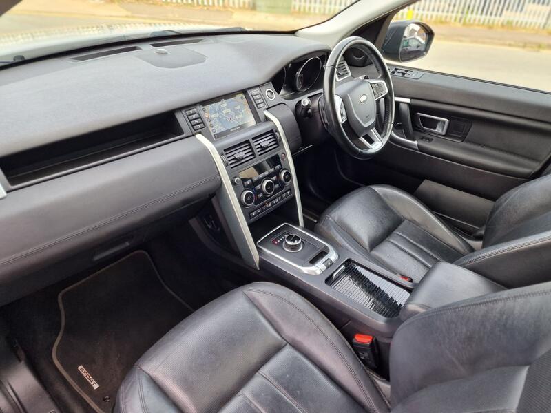 LAND ROVER DISCOVERY SPORT