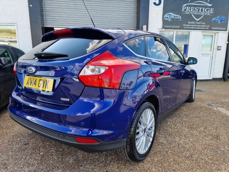 FORD FOCUS