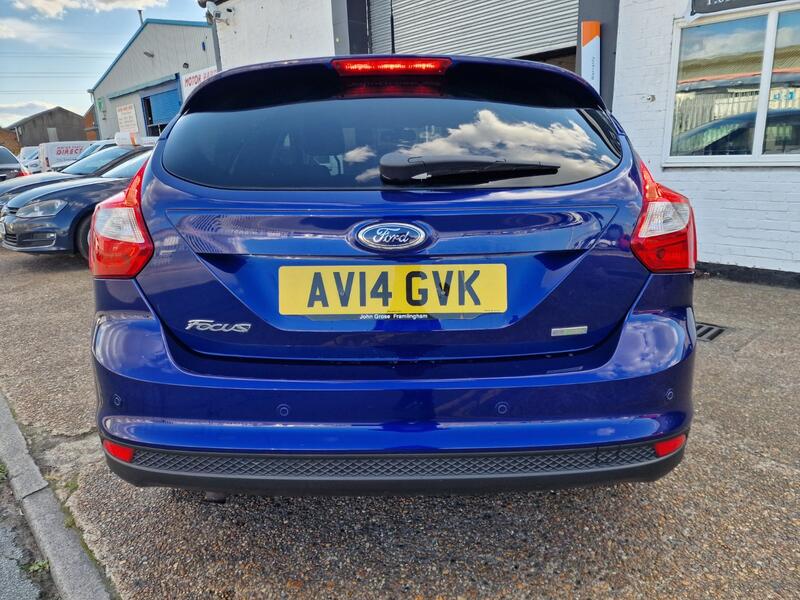 FORD FOCUS