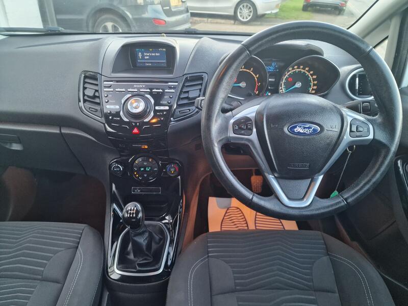 FORD FIESTA