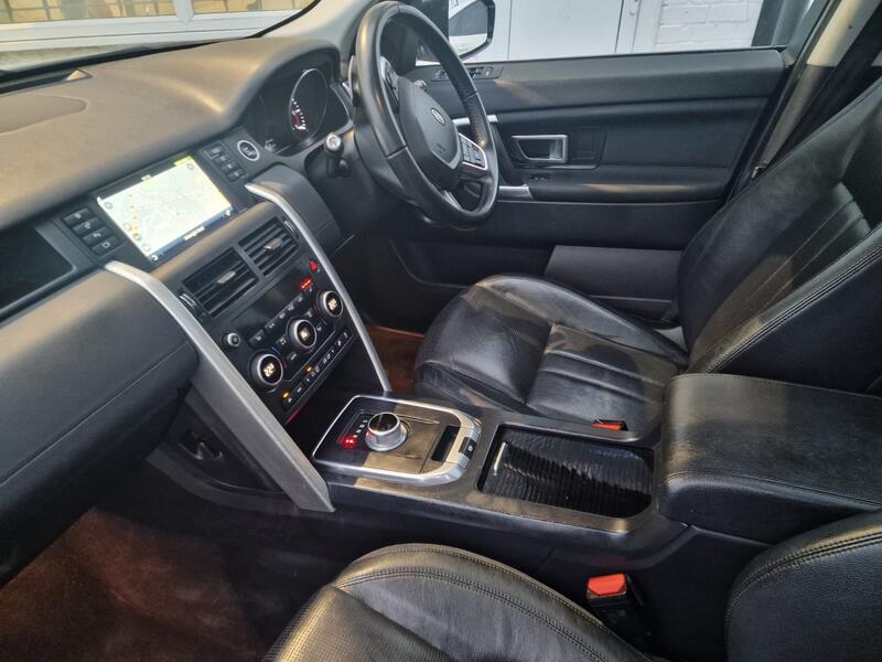 LAND ROVER DISCOVERY SPORT