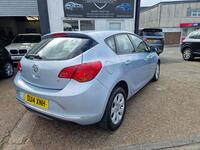 VAUXHALL ASTRA