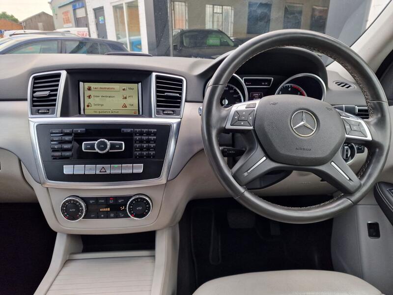 MERCEDES-BENZ M CLASS