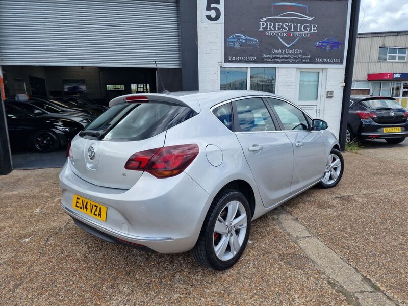VAUXHALL ASTRA