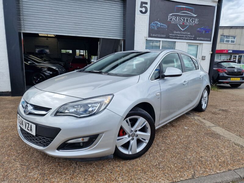 VAUXHALL ASTRA