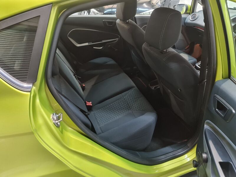 FORD FIESTA