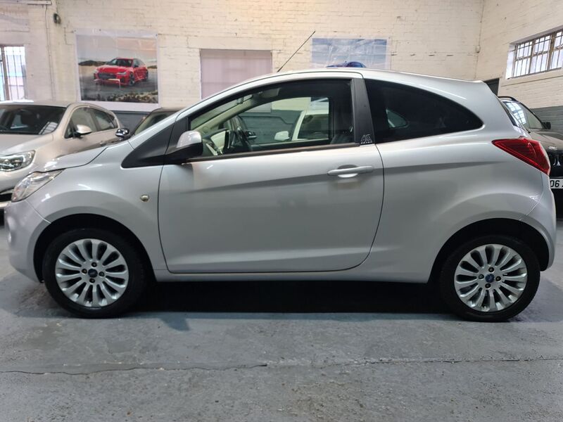 FORD KA