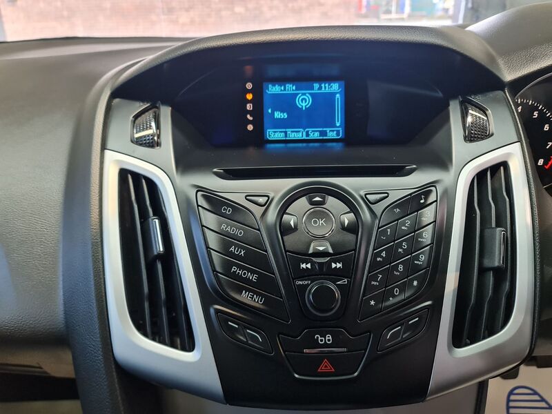 FORD FOCUS