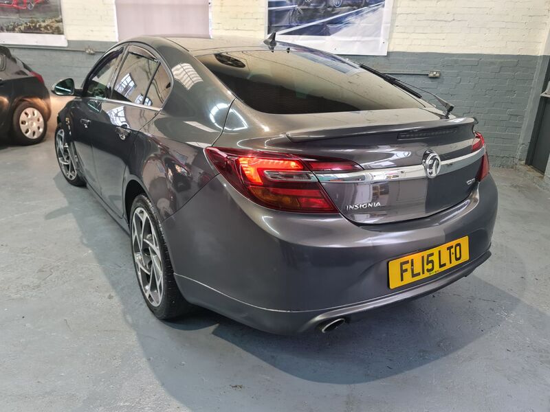 VAUXHALL INSIGNIA