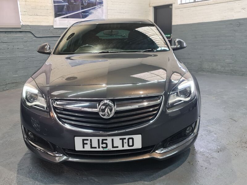 VAUXHALL INSIGNIA