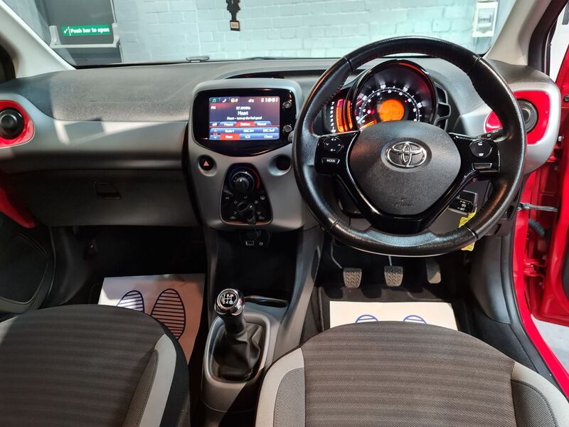 TOYOTA AYGO