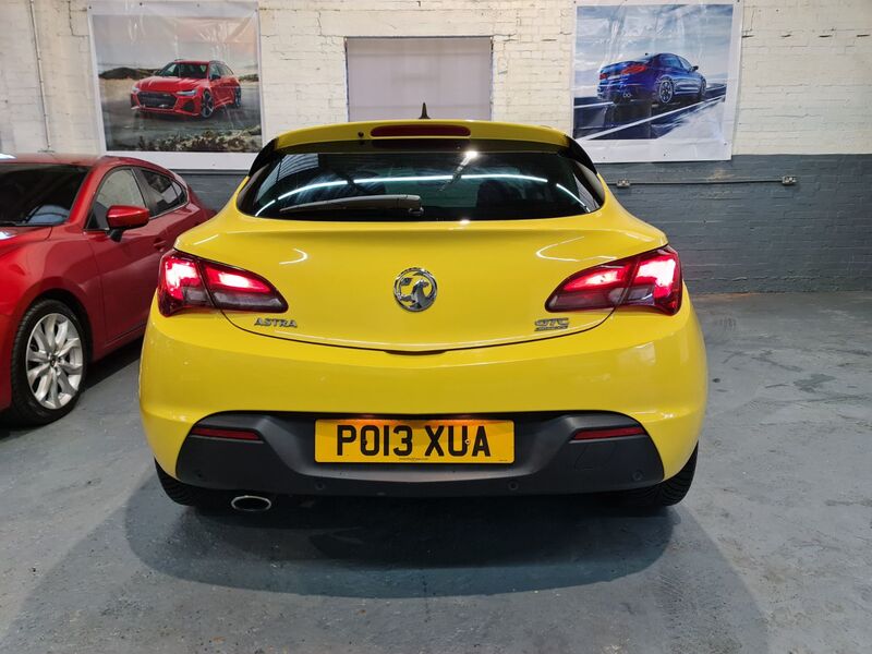 VAUXHALL ASTRA