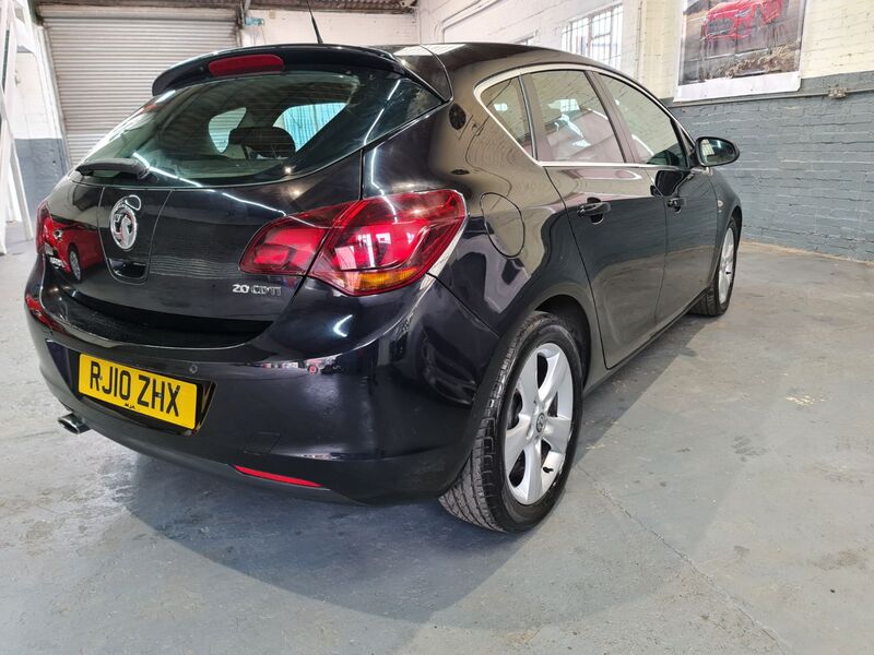 VAUXHALL ASTRA