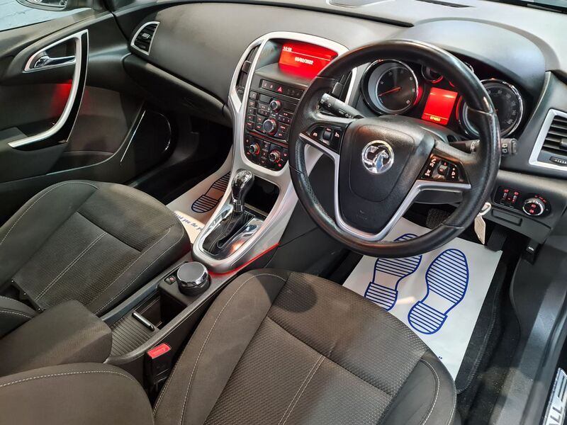 VAUXHALL ASTRA