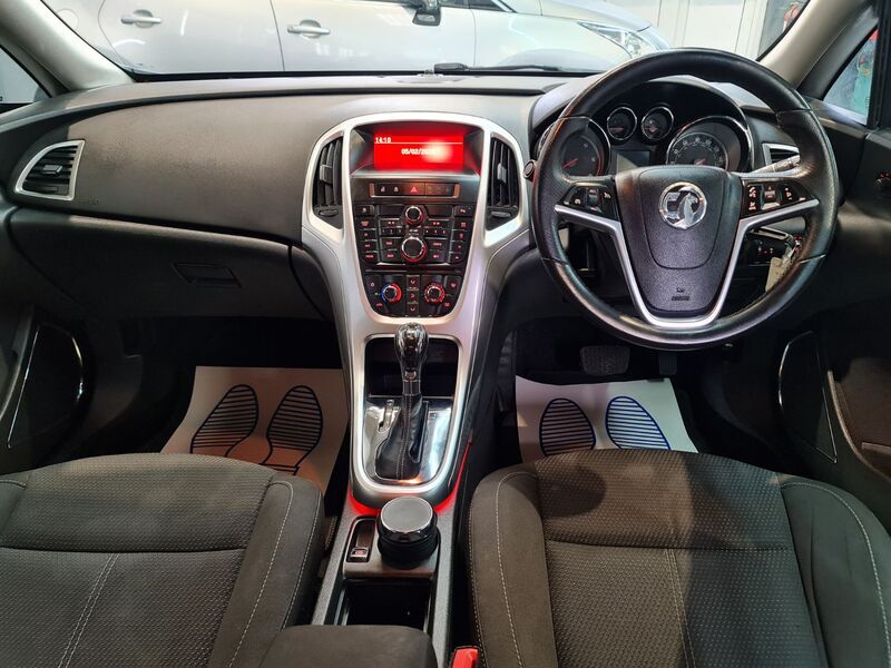 VAUXHALL ASTRA