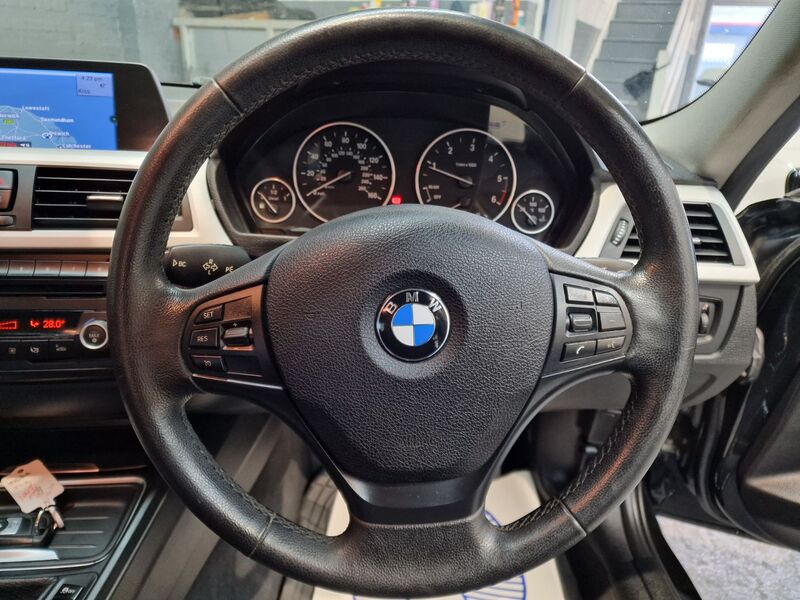BMW 3 SERIES