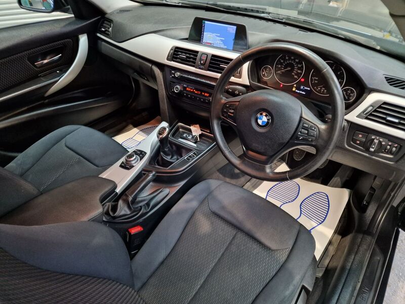 BMW 3 SERIES