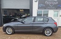 BMW 1 SERIES