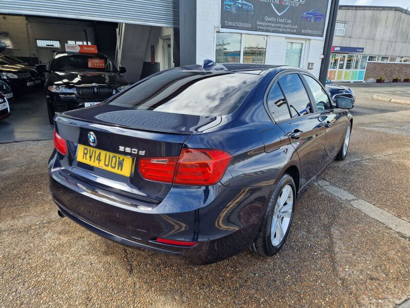 BMW 3 SERIES