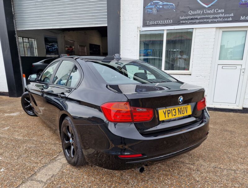 BMW 3 SERIES