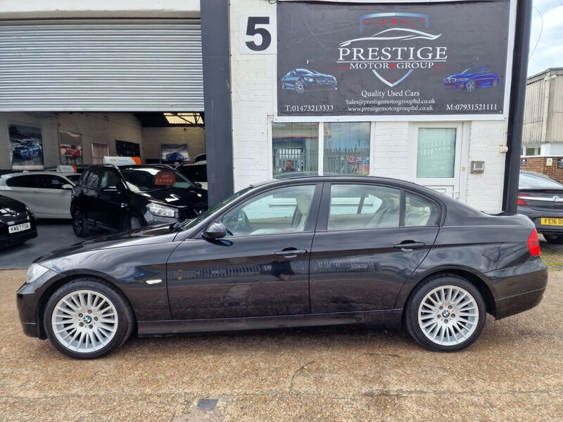 BMW 3 SERIES