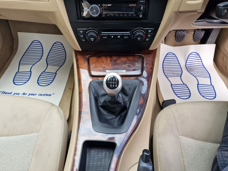 BMW 3 SERIES