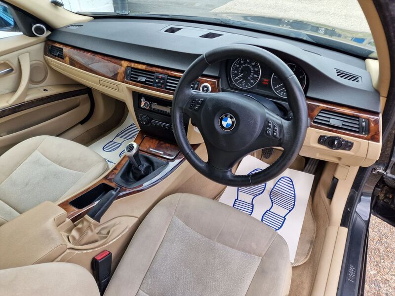 BMW 3 SERIES