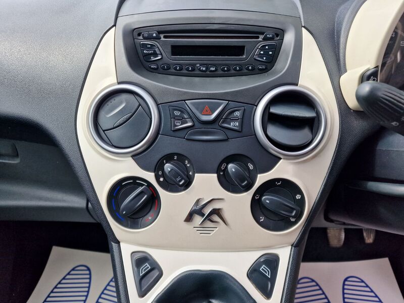 FORD KA