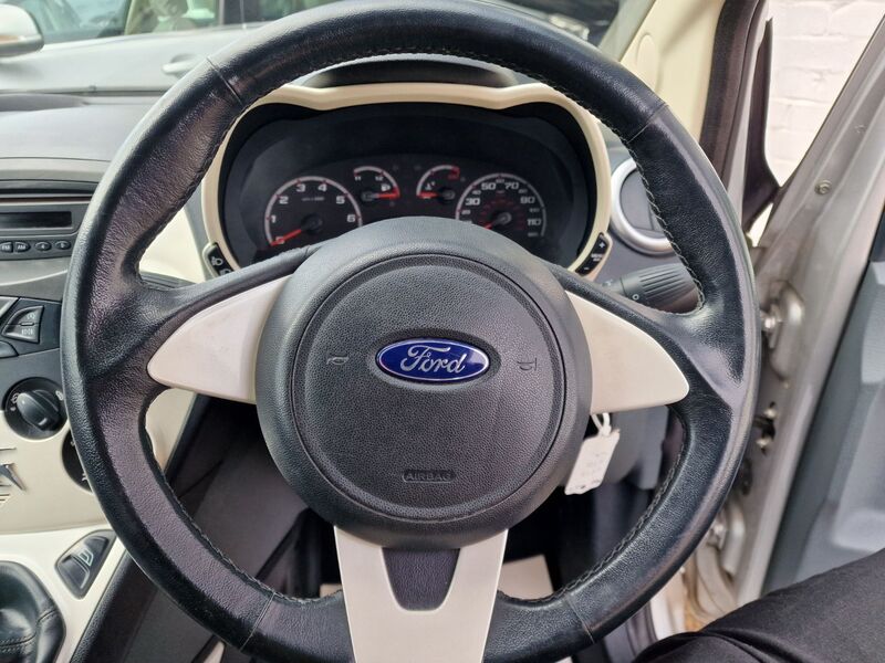 FORD KA