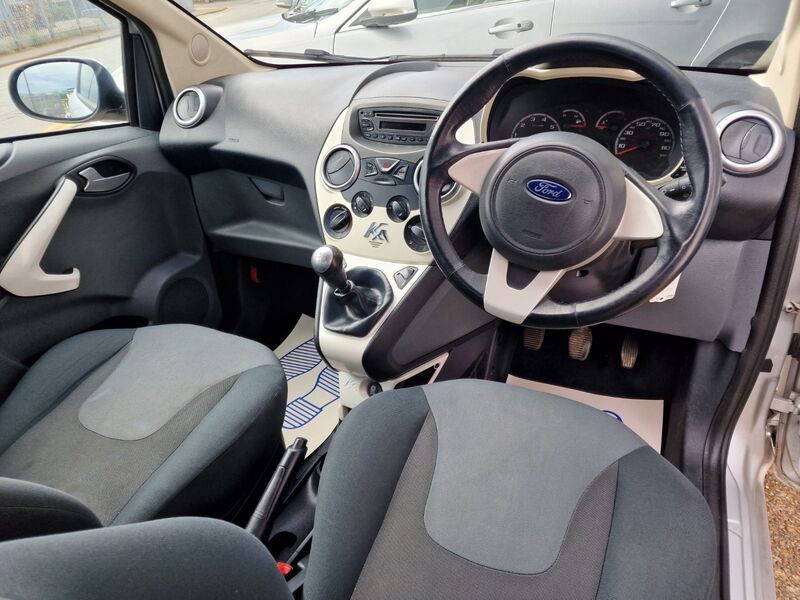 FORD KA