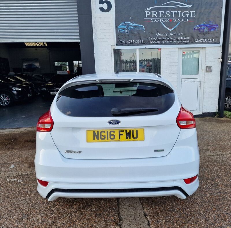 FORD FOCUS